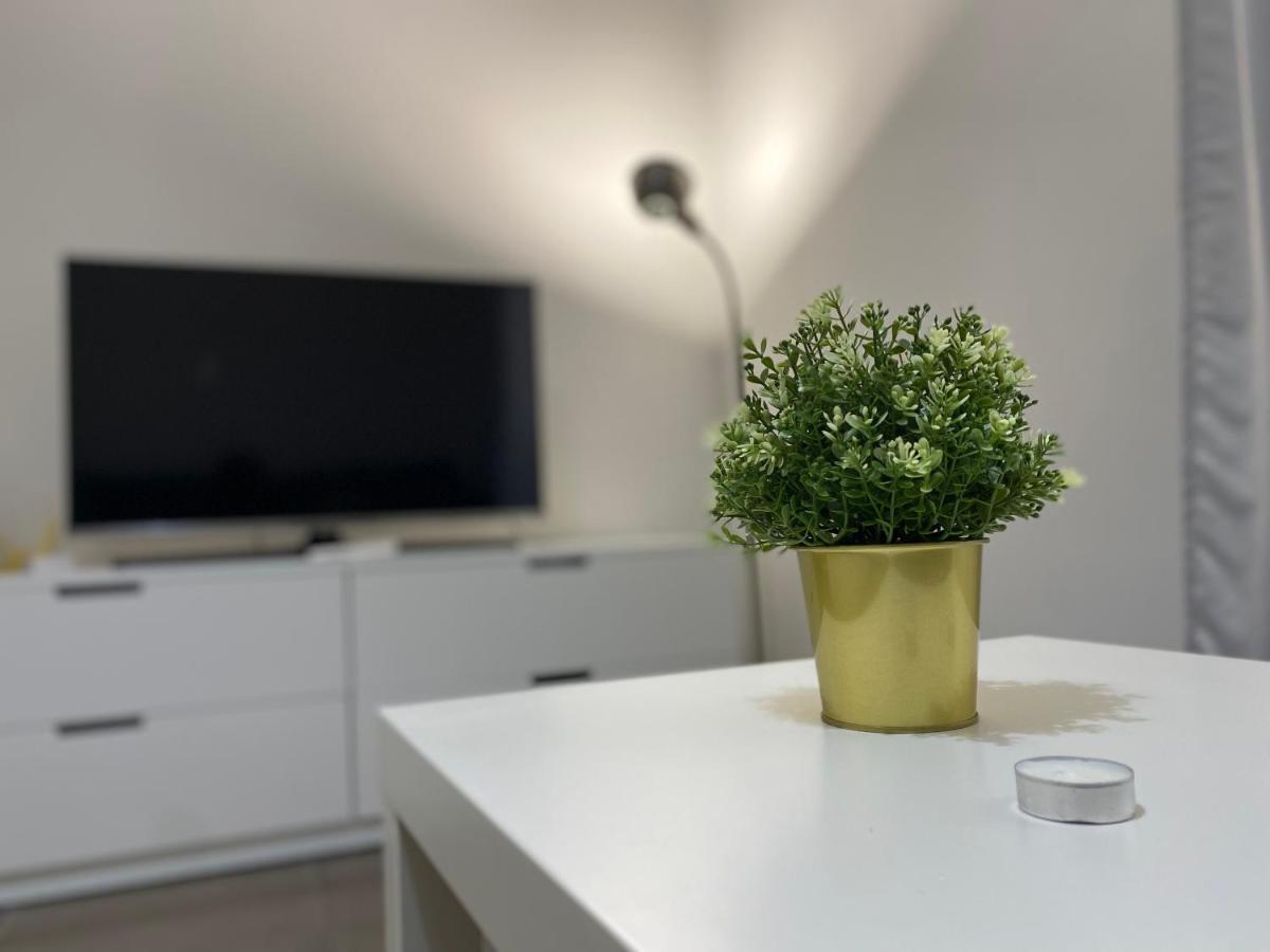 Premium Apartment City Center Кальяри Экстерьер фото
